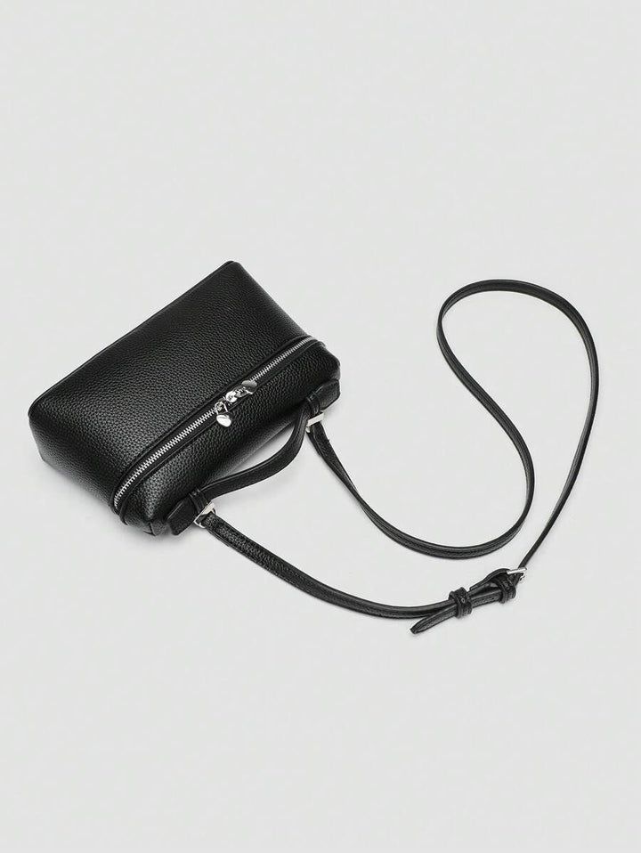 EVLO – Kleine Handtasche aus genarbtem Leder – Schwarz