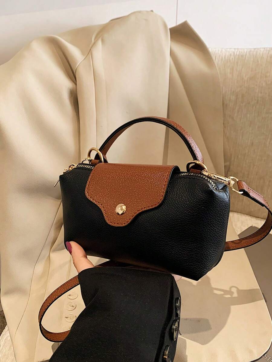 Mini waterdichte nylon tas voor dames met contrasterende details