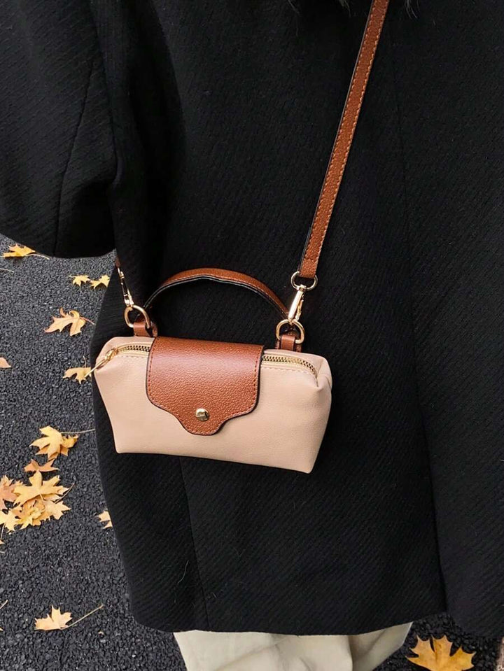 Mini waterdichte nylon tas voor dames met contrasterende details