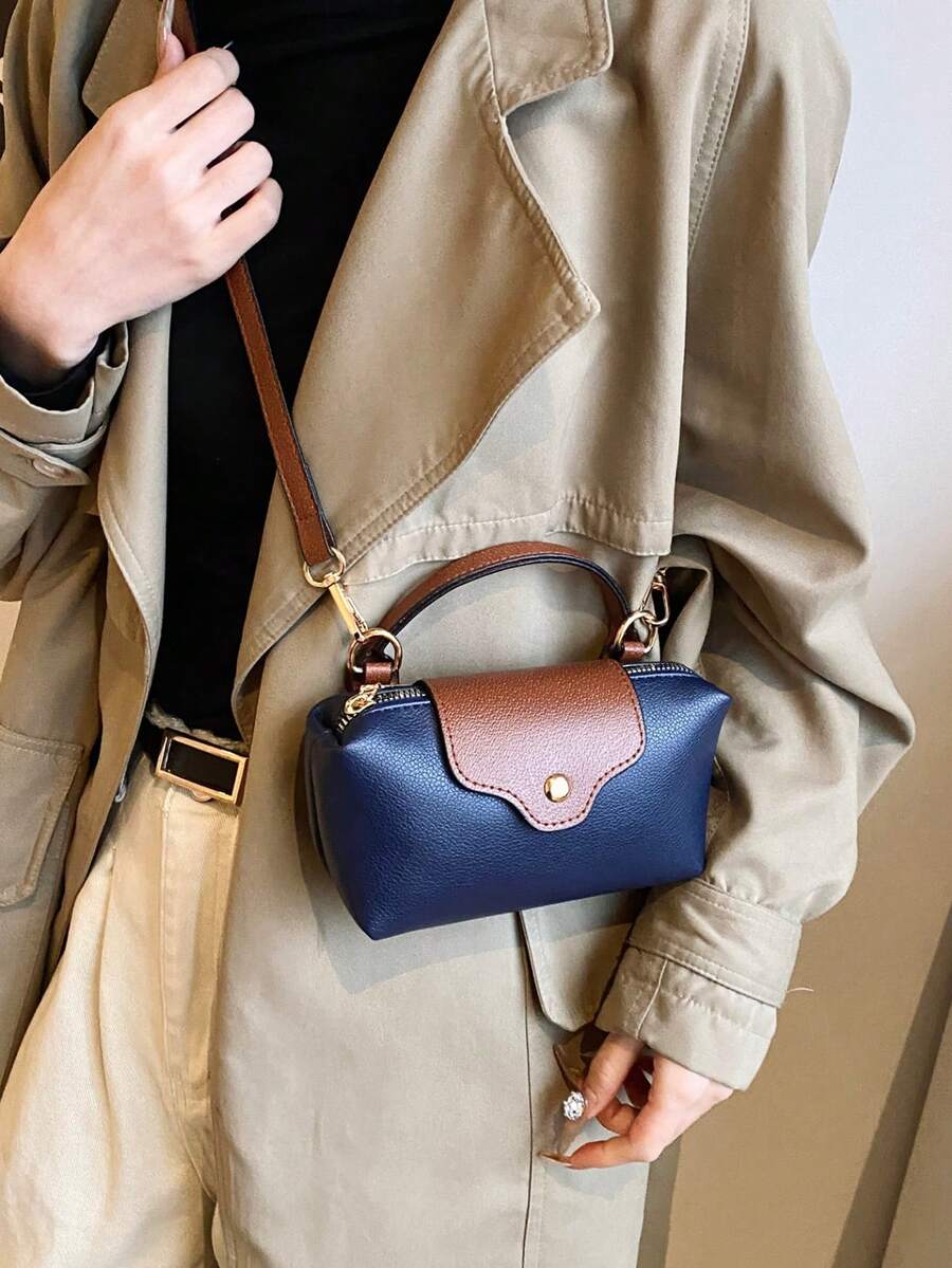 Mini waterdichte nylon tas voor dames met contrasterende details