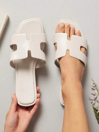 Valenne Slide – Minimal Luxe Flat Sandals