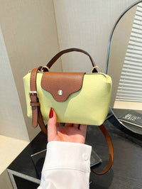 Mini waterdichte nylon tas voor dames met contrasterende details
