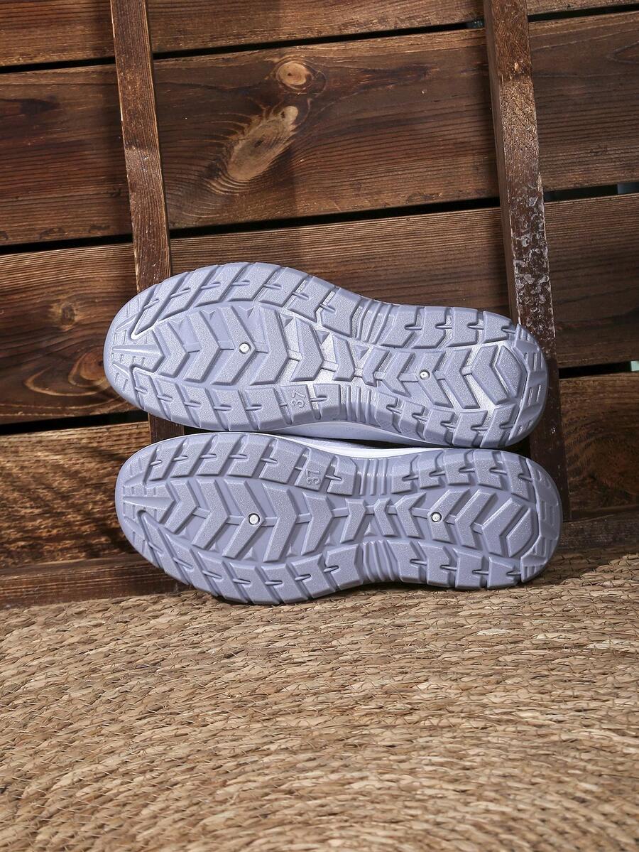 Aeris Glide – Breathable Comfort Slip-On
