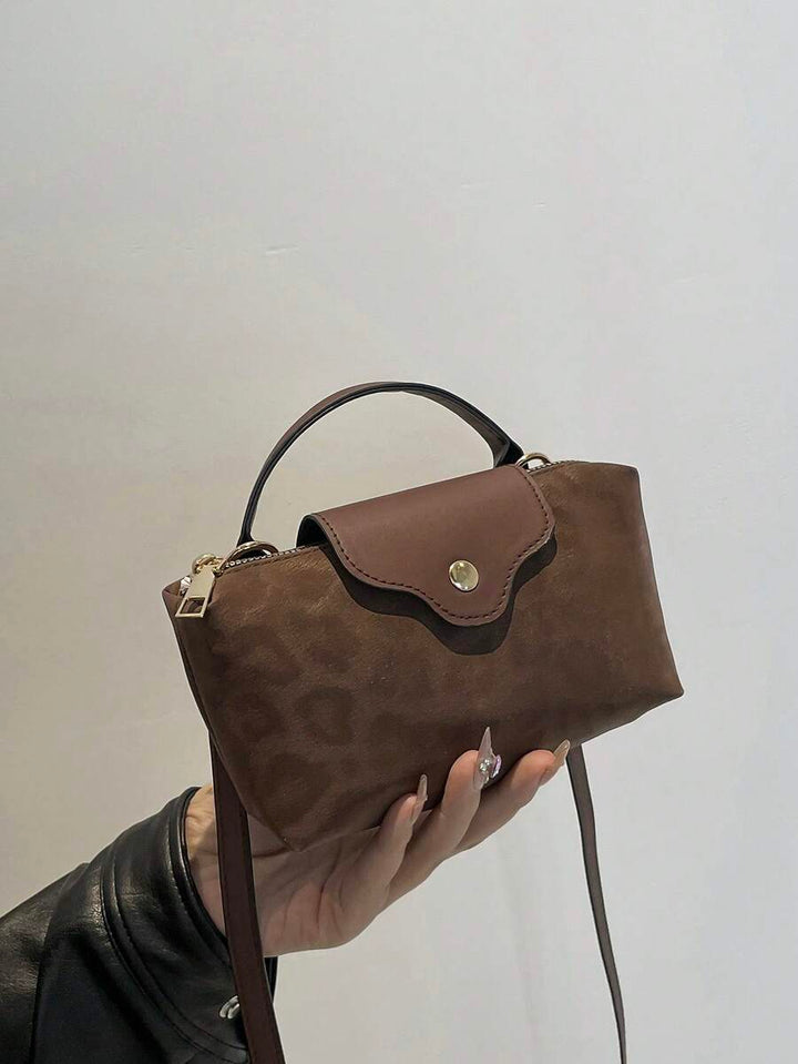 Mini waterdichte nylon tas voor dames met contrasterende details