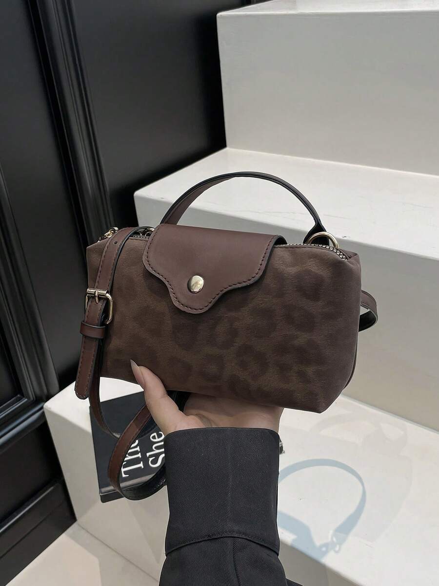 Mini waterdichte nylon tas voor dames met contrasterende details