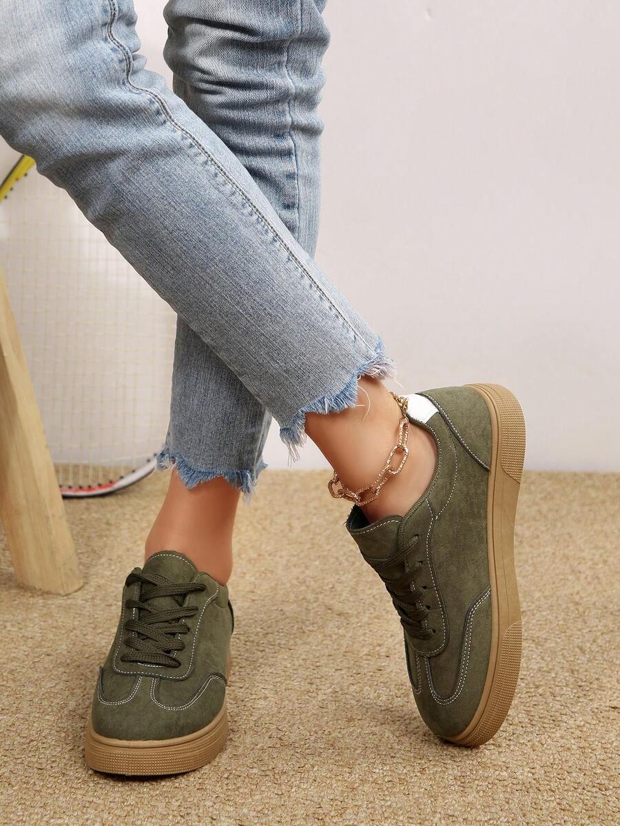 Marlow Court Vintage Suede Casual Sneakers