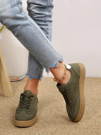 Marlow Court Vintage Suede Casual Sneakers