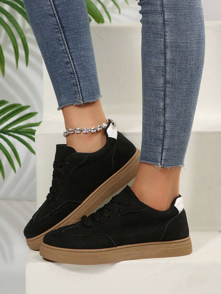 Marlow Court Vintage Suede Casual Sneakers