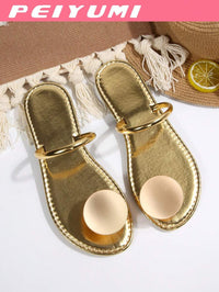 Kaelis Charm – Boho Statement Platte Sandalen