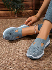 Aeris Glide – Breathable Comfort Slip-On