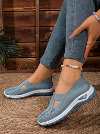 Aeris Glide – Breathable Comfort Slip-On