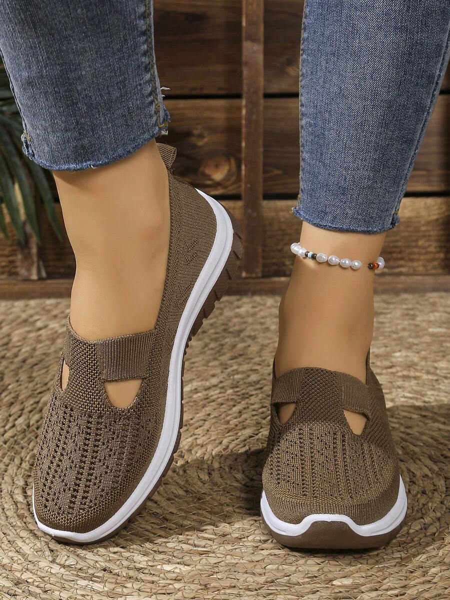 Aeris Glide – Breathable Comfort Slip-On