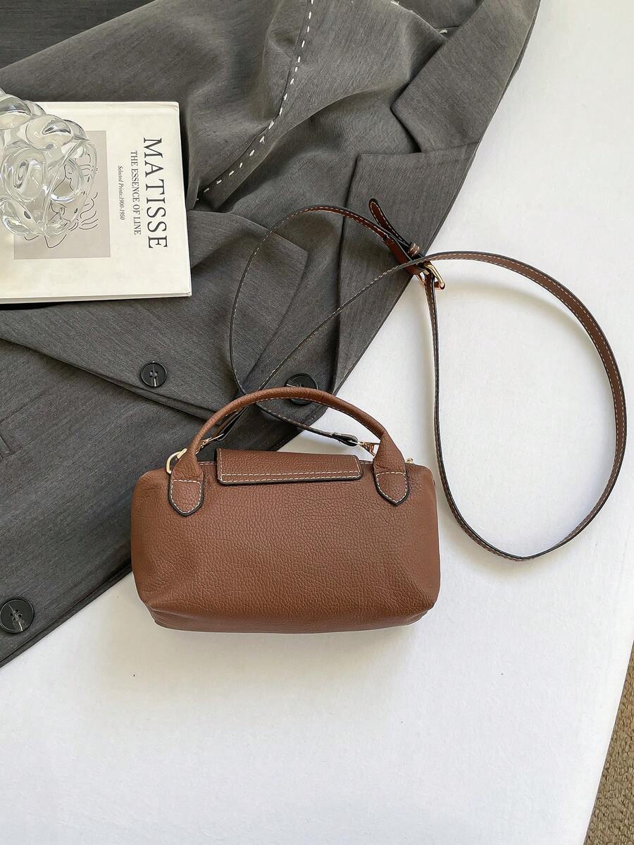 Mini waterdichte nylon tas voor dames met contrasterende details