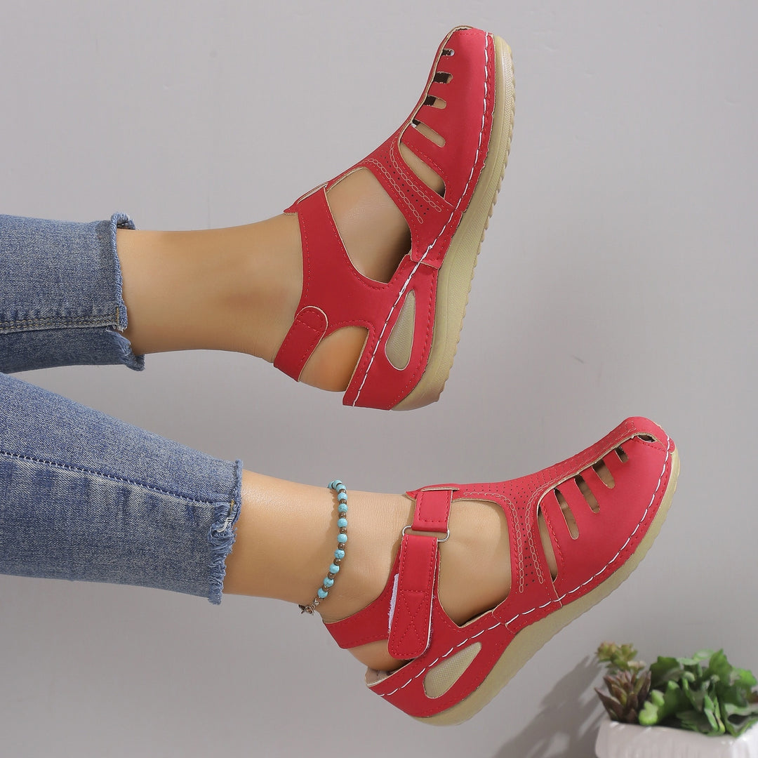 Vara Closed Comfort Sandals