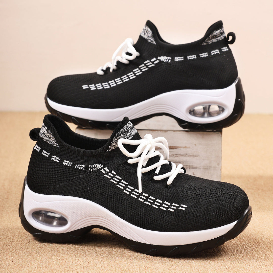 Noir Lift Knit Sneakers